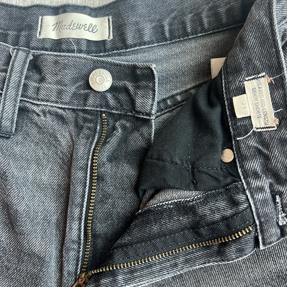 Madewell Relaxed Mid-Length Denim‎ Short Women’s Size 25 Black Wash